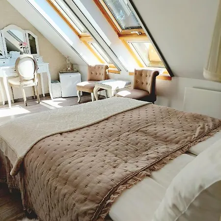 Maison Bagatell Badacsony בית הארחה בדקסוניטומאי