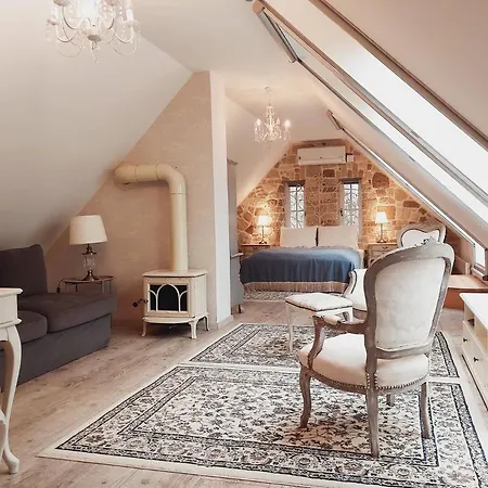 Maison Bagatell Badacsony בית הארחה