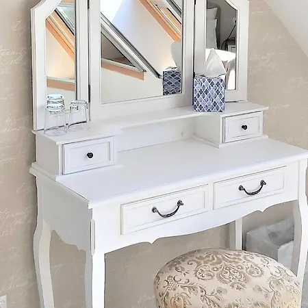 Maison Bagatell Badacsony בית הארחה 4*